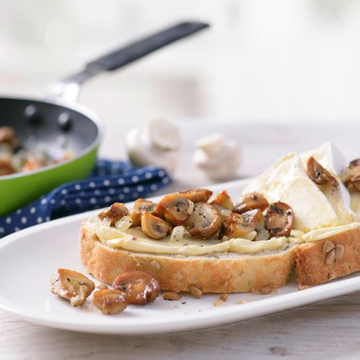 recipe image Camembert-Brot mit Pilzen